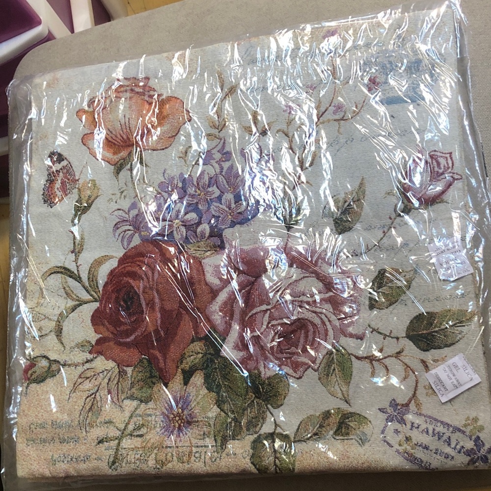 Rose Pillow Covers Set - Elegant Floral Design
